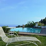 Alojamento de Acomodação e Pequeno-almoço La Casa Del Panorama 4*