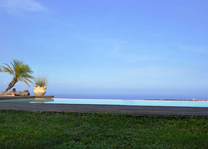 La Casa Del Panorama Valverde (Sicily)